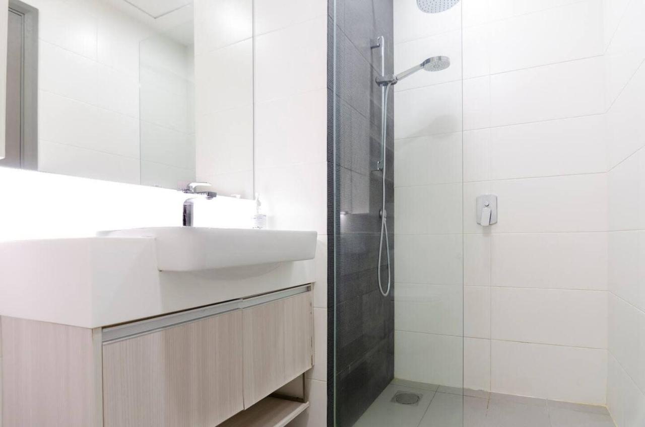 A Cozy & Comfy Suasana Suites In Johor Bahru Esterno foto